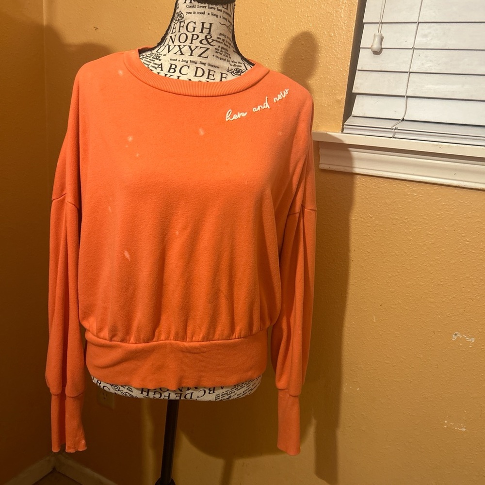 ✨ Old Navy Cropped Orange "Here and Now" Bleached Sweatshirt